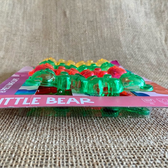 8 Bag / Chip Clips with Gummy Teddy Bear Magnetic BPA Free NWOT Sealed - Picture 3 of 10